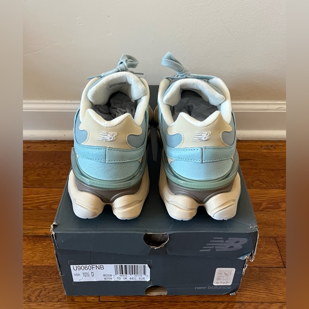 New Balance 9060 'Blue Haze' Men's Sneaker Size 10.5 - Picture 4 of 8